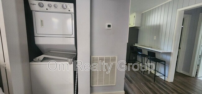 Foto del edificio - 3339 Simmons St
