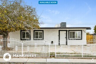 Building Photo - 4334 Cloverdale Ave