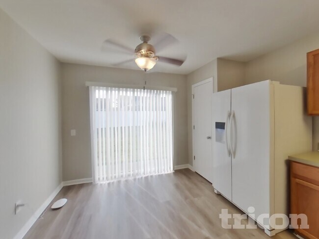 Building Photo - 5141 Prairie View Way