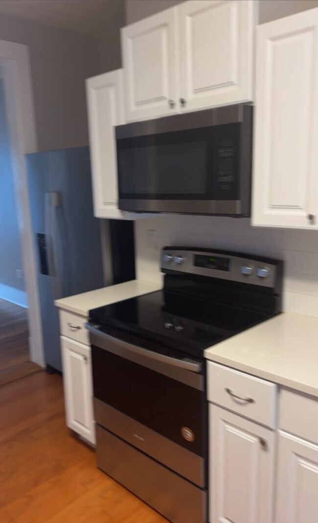 Cocina - 1221 Grove St