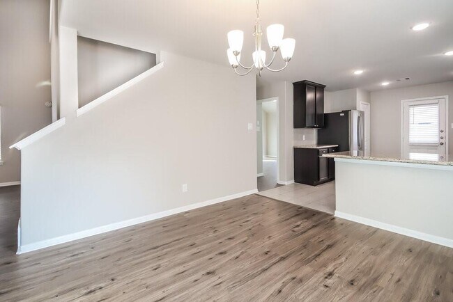 Building Photo - 5226 Bay Ln