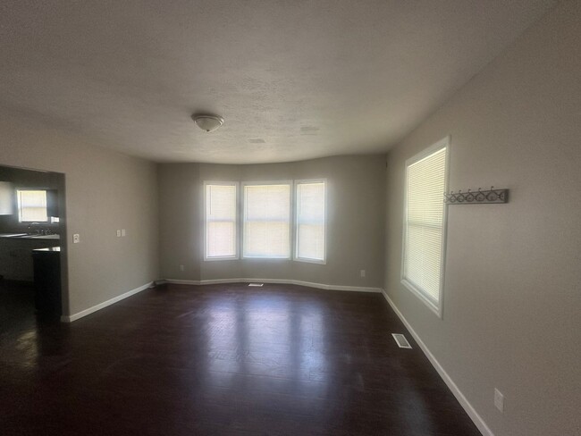Building Photo - Spacious 4-Bedroom Home Near Northtown Mall