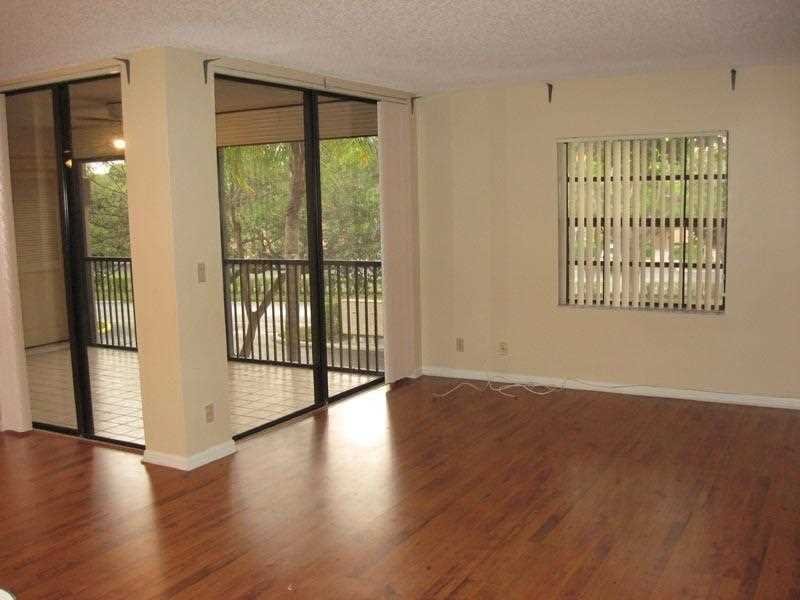 10631 NW 14th St Unit 217, Plantation, FL 33322 Condo for Rent in