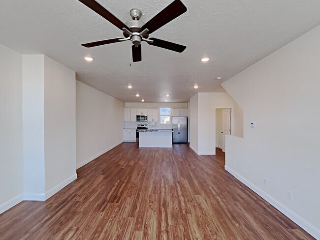 Building Photo - 6052 W South Jordan Parkway