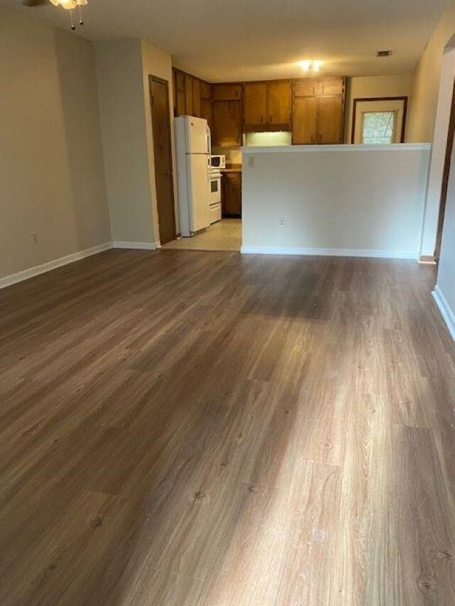 Building Photo - 2025 Pat's Pl