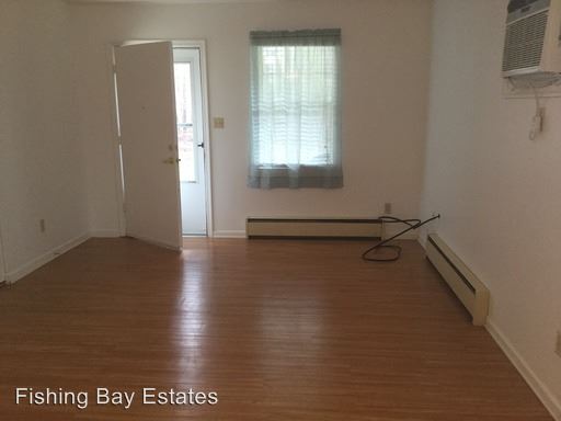 Foto del edificio - 361 Fishing Bay Rd