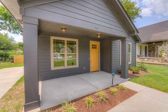 Photo - Amazing 3BR/2BA House!