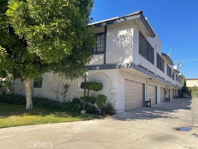Foto principal - 2217 Cedar St