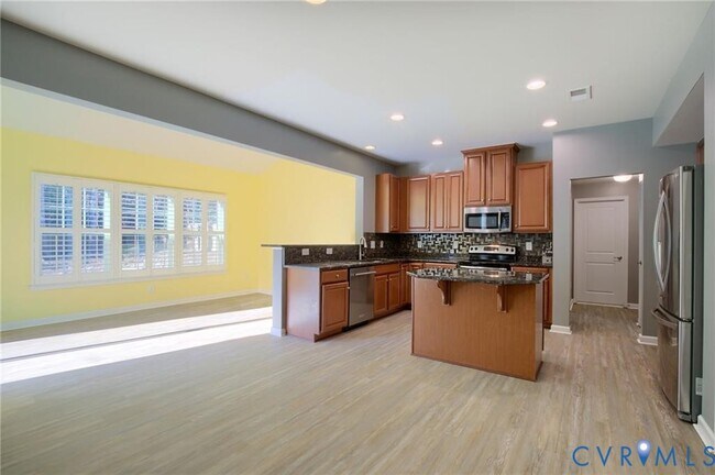 Foto del edificio - 5436 Burlington Ct