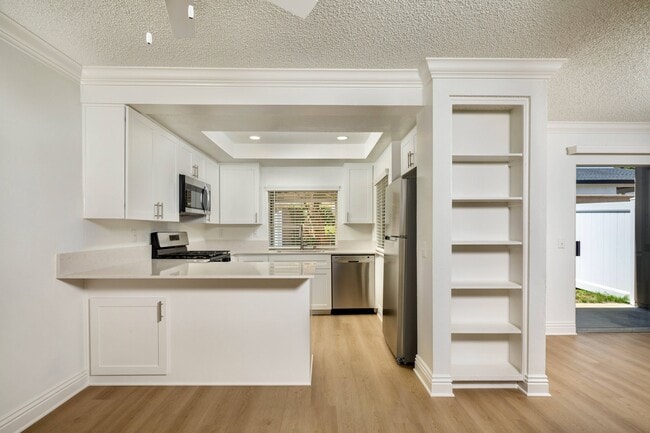 Building Photo - Rancho Vista