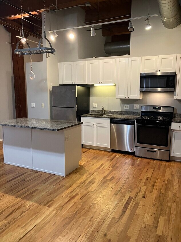 Foto principal - 1500 W Monroe St