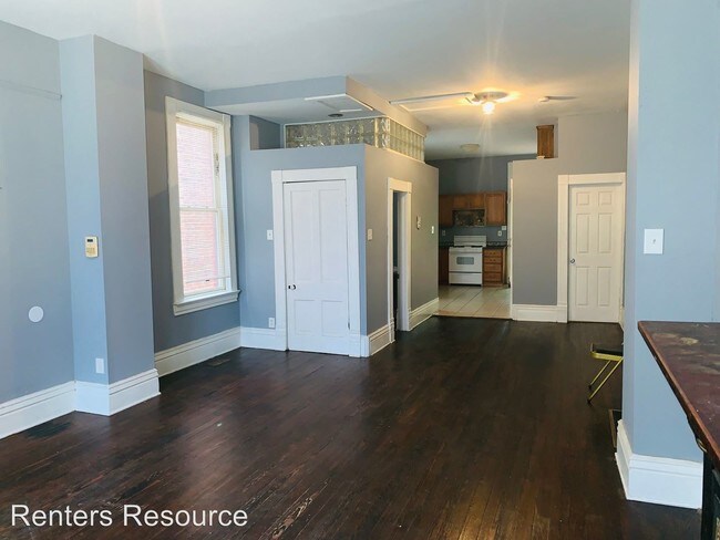 Foto del edificio - 2 br, 1.5 bath House - 3649 Wisconsin Avenue