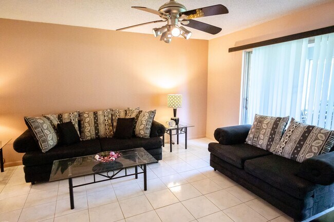 Building Photo - 312 Cape Cod Cir