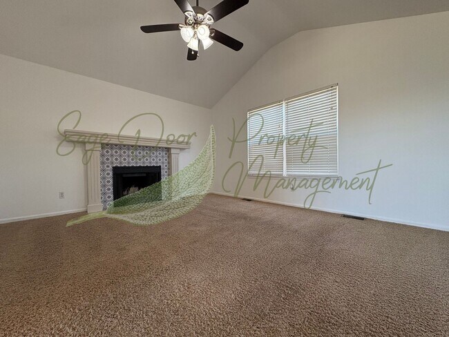 Foto del edificio - BEAUTIFUL BLUE SPRINGS HOME!!!