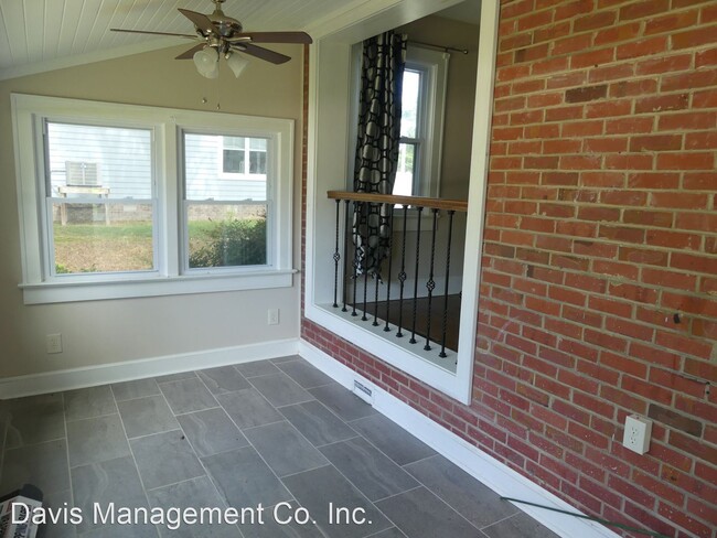 Foto del edificio - 2 br, 1 bath House - 109 East Sherwood Avenue