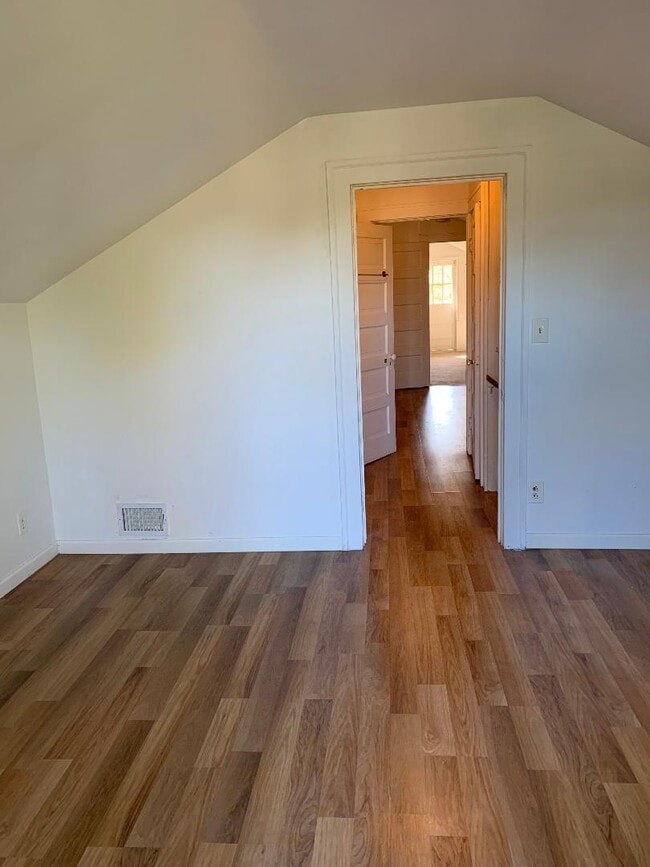 long view - 232 Manor Cir