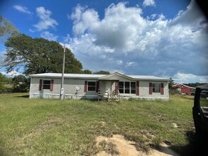 Building Photo - 11 Old Red Rd