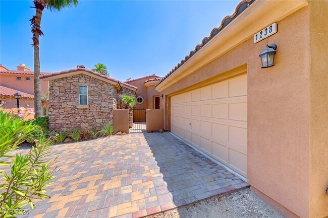 Building Photo - 1238 Calcione Dr