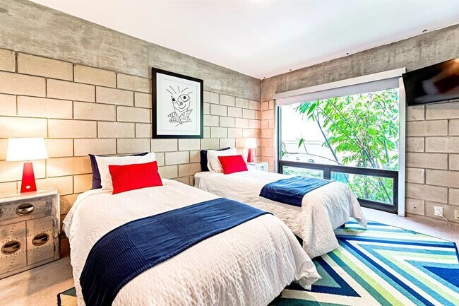 Foto del edificio - 322 Hendricks Is