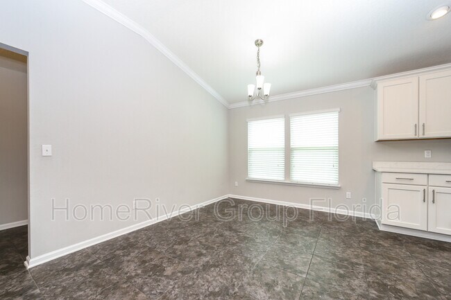 Building Photo - 12385 Sacha Rd