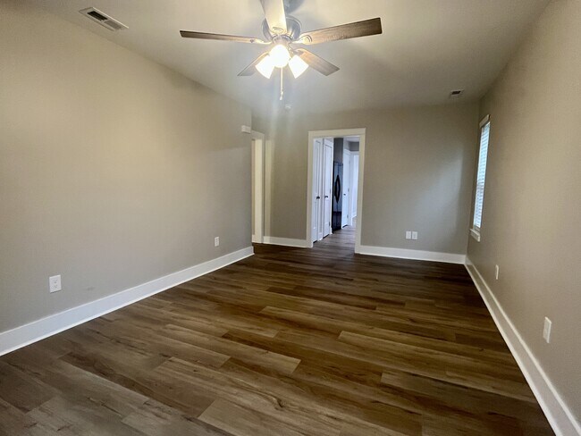 Foto del edificio - 2916 McDonald Dr SW