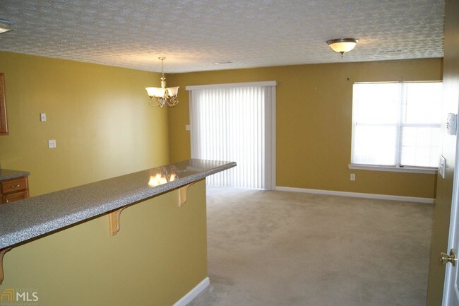 Building Photo - 639 Georgetown Ct