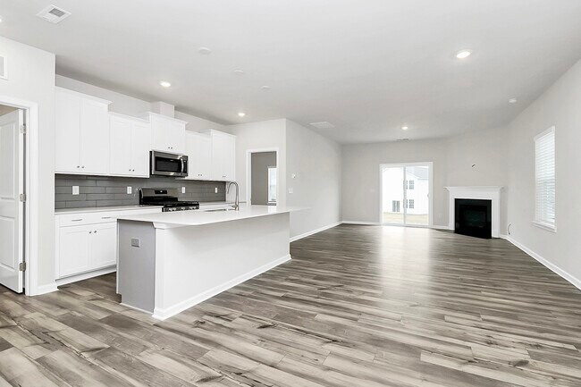 Building Photo - 1617 Swallow Tail Dr