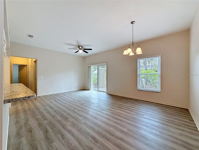 Foto del edificio - 704 Eagle Pond Dr