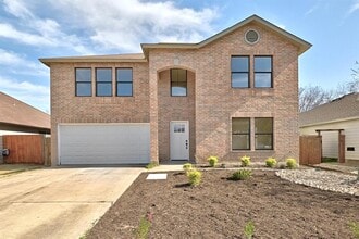 Building Photo - 7413 Marble Ridge Dr