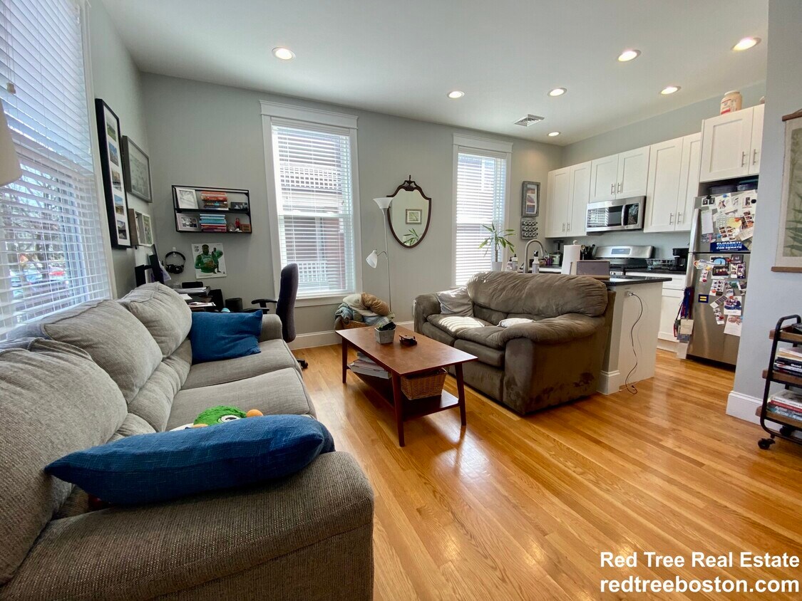 Foto principal - 408 S Huntington Ave