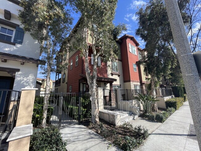 Foto del edificio - 652 S Euclid St