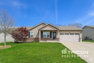 Building Photo - 116 Prairie Bluffs Dr