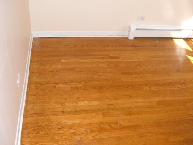 Foto del edificio - 4249 N Kedvale Ave