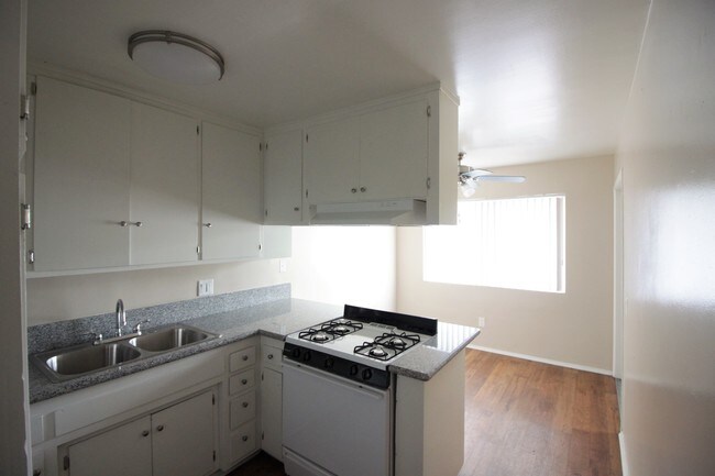 Applewood Apartments Riverside Ca Apartments Com