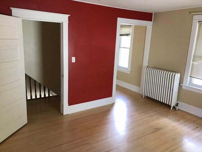 Foto del edificio - 2120 e 2nd st
