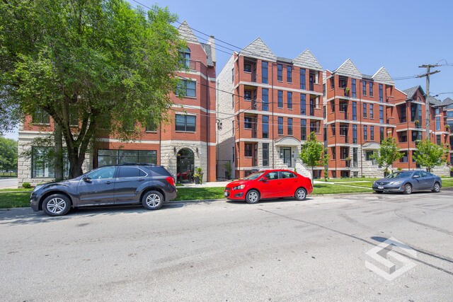 Building Photo - 4234 S Ellis Ave