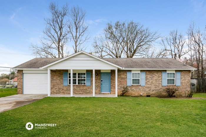 Primary Photo - 6504 Cadbury Dr NW