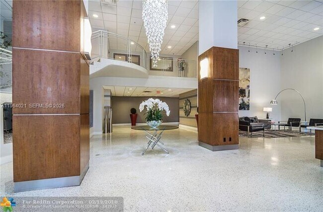 Foto del edificio - 3000 S Ocean Dr