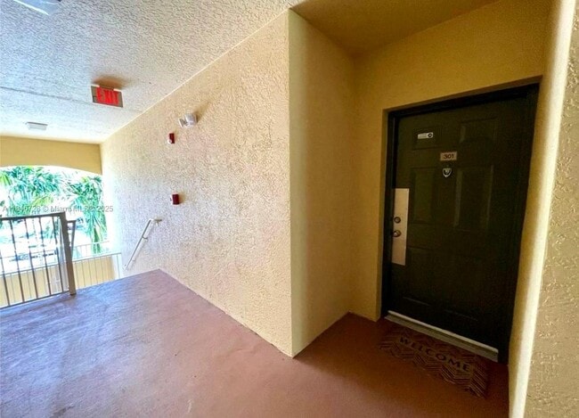 Foto del edificio - 6418 Emerald Dunes Dr