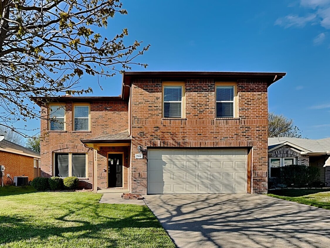 Foto principal - 2606 Mountain View Dr