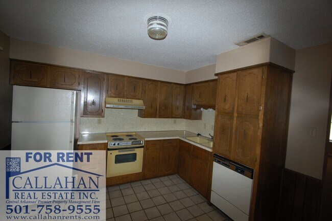 Foto del edificio - 8204 Woodview Dr E
