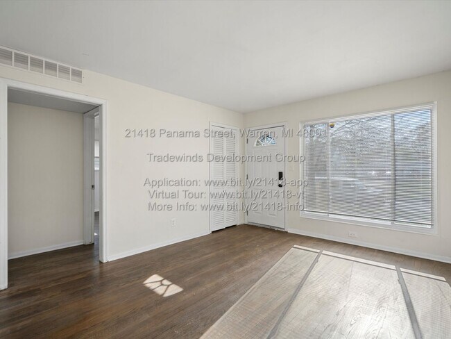 Building Photo - 21418 Panama St