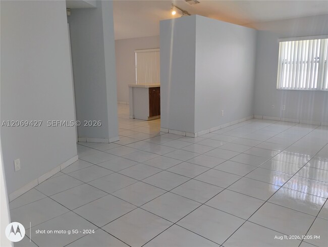 Building Photo - 6766 NW 69th Ct