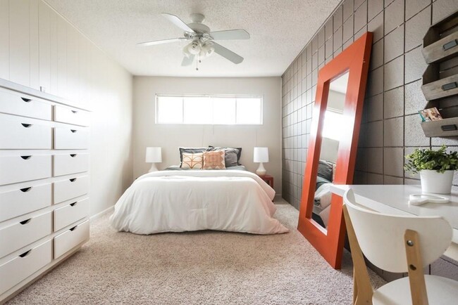 Foto del edificio - 3212 Red River St