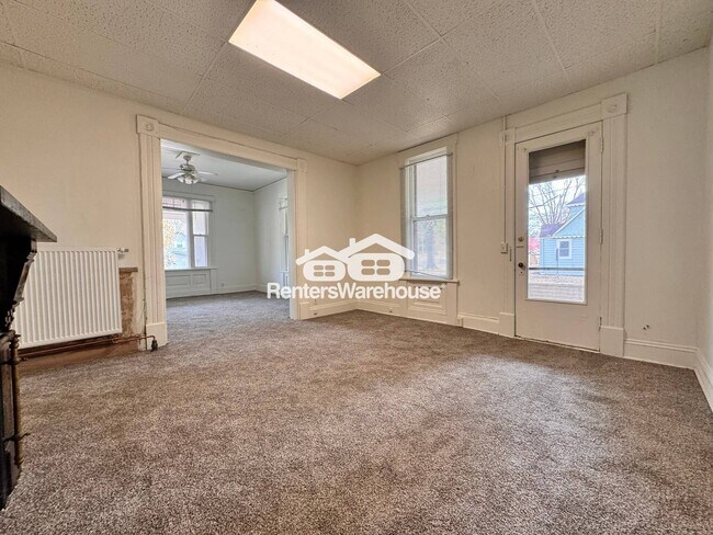 Foto del edificio - 1326 E 9th St