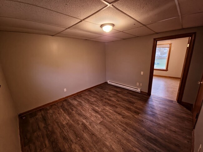 Foto del edificio - 2851  Oakwood Ave