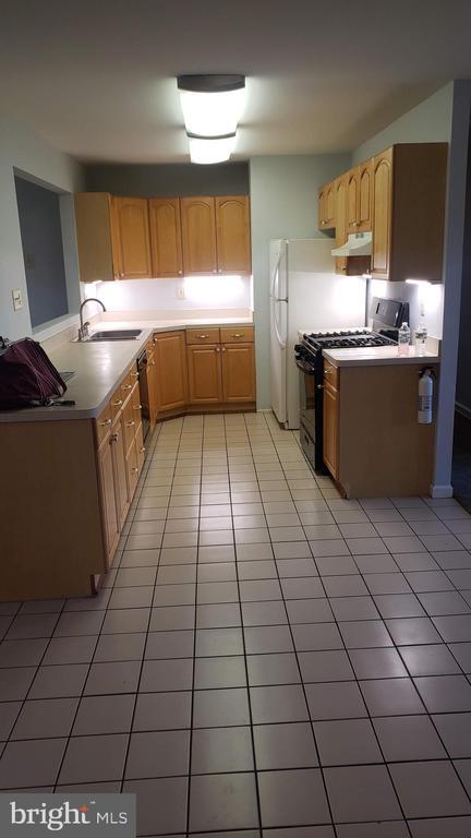 Building Photo - 212 Allendale Dr