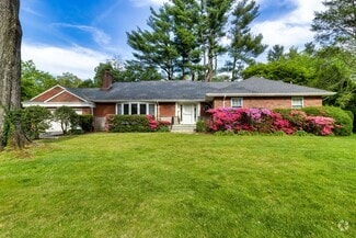 Building Photo - 88 Spier Rd