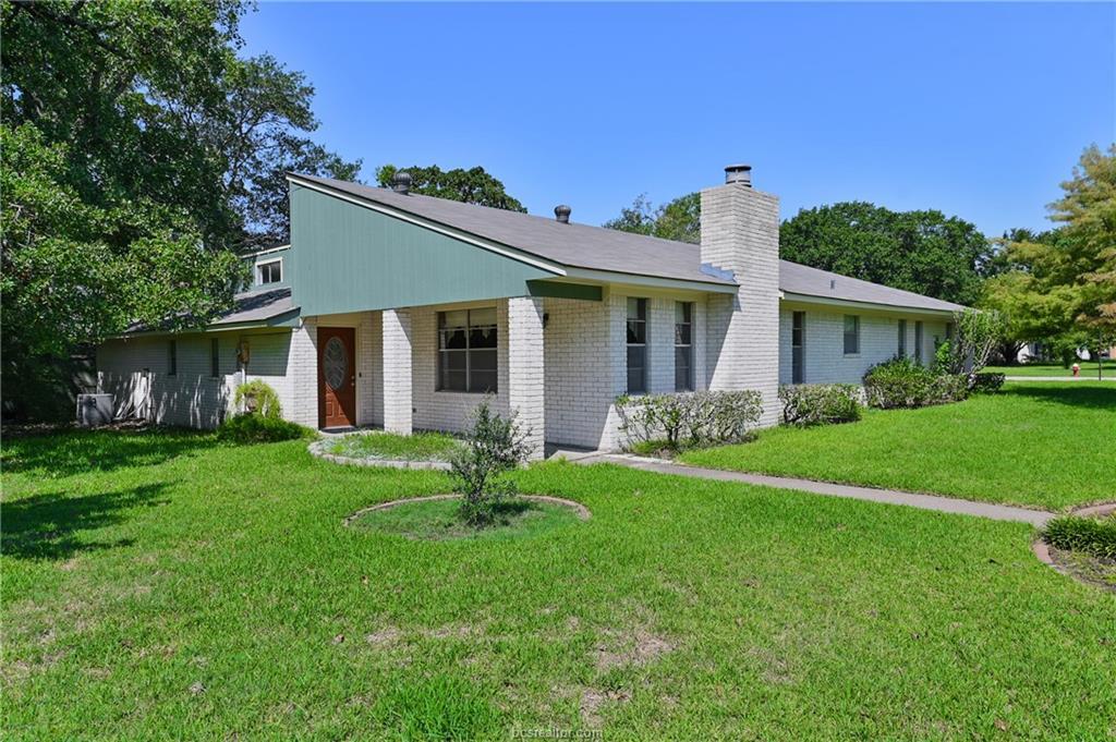 Primary Photo - 2500 Southwood Dr