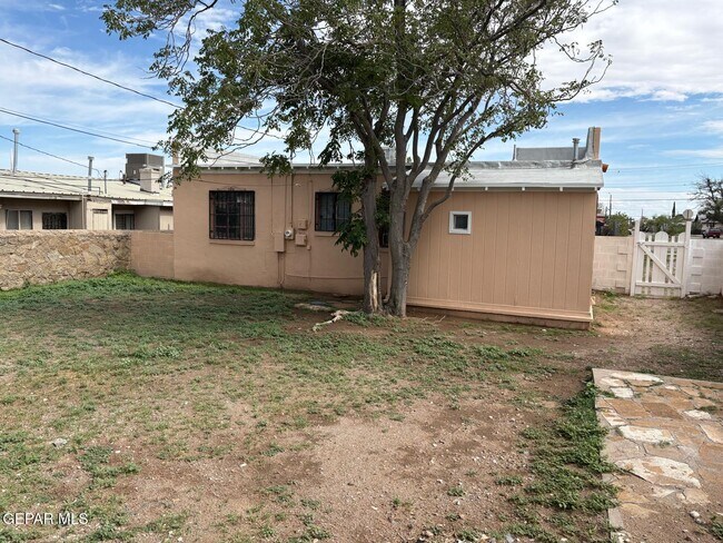 Foto del edificio - 3801 Mountain Ave